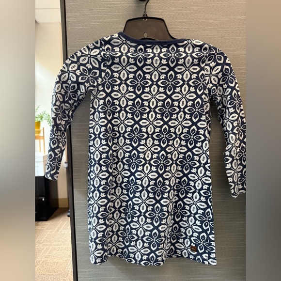 Tea Collection Blue and White Patterned Top New no tags Size 5 - Picture 3 of 3